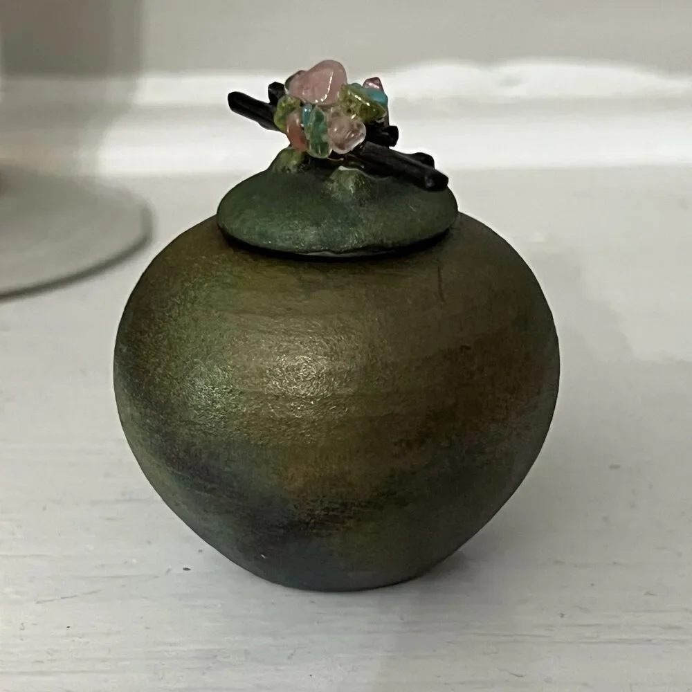 Jeremy Diller Raku Pottery Dream Catcher Spirit Jar w/ Lid Iridescent Signed